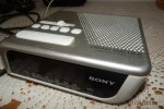 radiobudzik marki Sony