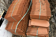 Dachówka karpiówka czerwona