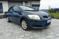 TOYOTA AURIS 2009 1.4 BENZYNA KLIMA ALUSY
