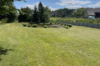 Działka budowlana z lasem, stawem i strumykiem