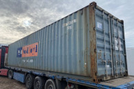 Szukam auta typu podłoga do przewozu kontenera