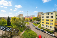 Przytulna kawalerka z balkonem i windą.Centrum