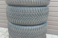 235.45R18 98V XL FR Goodyear Ultra Grip / NOWE