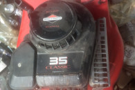 Kosiarka spalinowa z koszem i napędem
