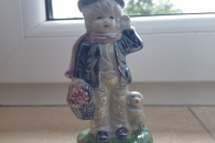 Figurka porcelanowa "Chłopiec"