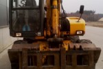 Mecalac stawy usługi koparką place parkingi